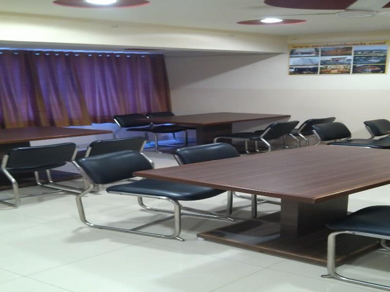 Hotel Savshanti Towers Vadodara Exterior photo